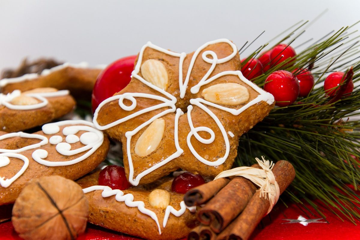 gingerbread-4676900_1280